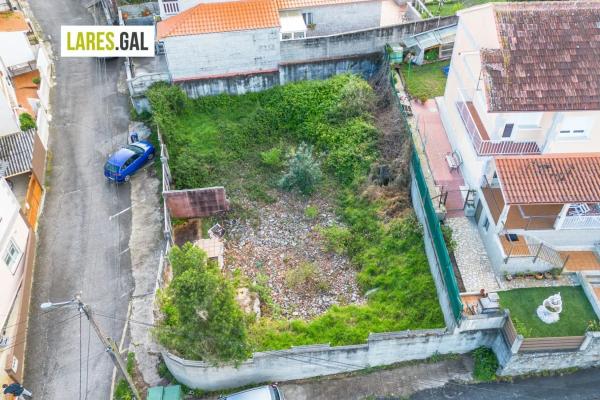 Terreno en calle Paraiso