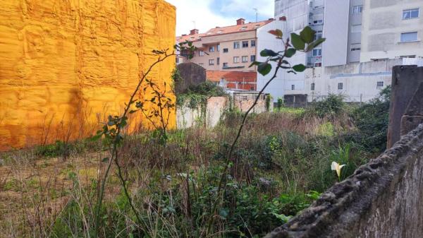 Terreno en calle de Eduardo Vicenti, 43