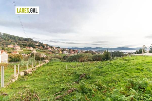 Terreno en calle das Latas