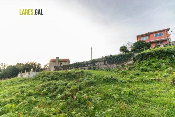 Terreno en calle das Latas