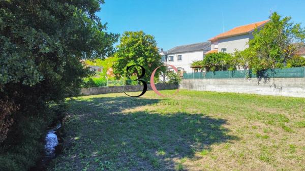 Terreno en calle da Granxa do Tobal