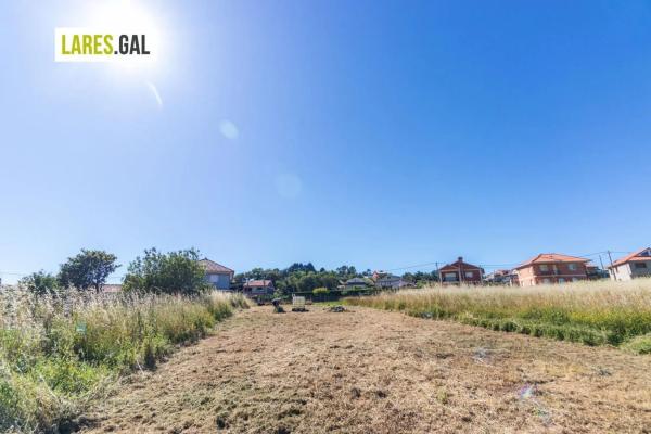 Terreno en avenida José Novas