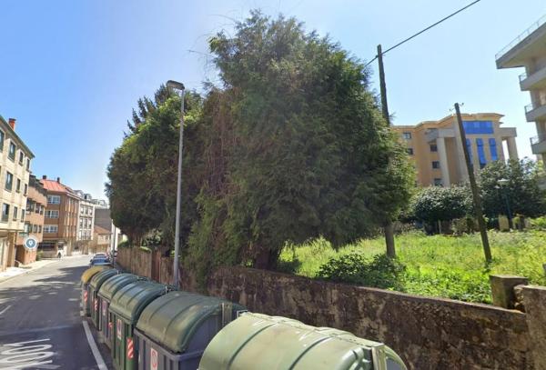 Terreno en avenida de Lugo, 10