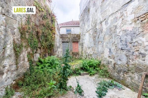 Terreno en calle Torre do Galo