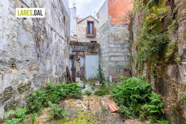 Terreno en calle Torre do Galo
