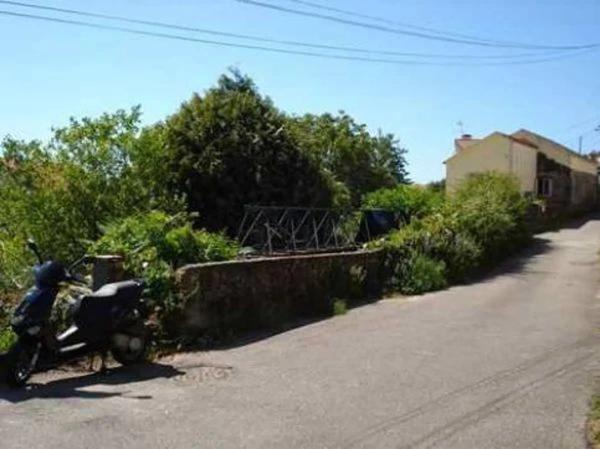 Terreno en calle o Escote s/n