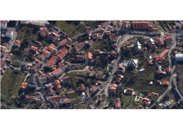 Terreno en calle Cimadevila