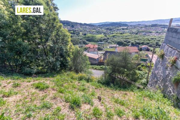Terreno en calle de Ourelo