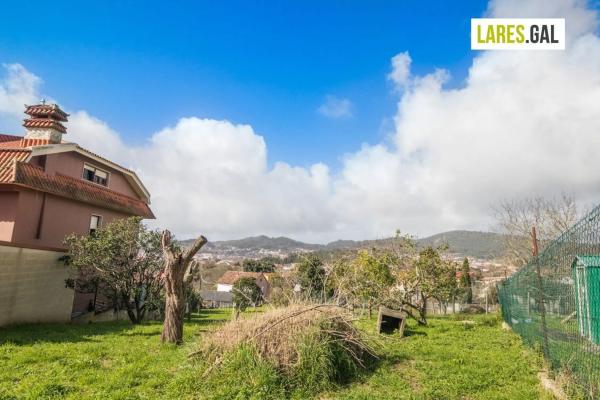 Terreno en calle da Pedreira