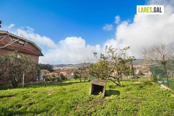 Terreno en calle da Pedreira
