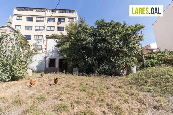 Terreno en avenida Moaña
