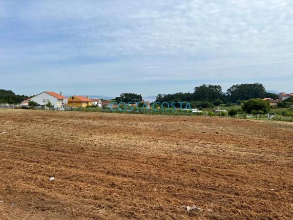 Terreno en calle Nova de Arriba