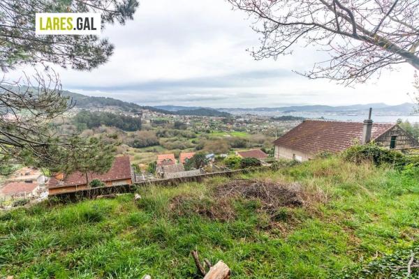 Terreno en calle de Ourelo