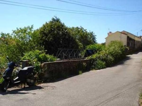 Terreno en calle Cimadevila