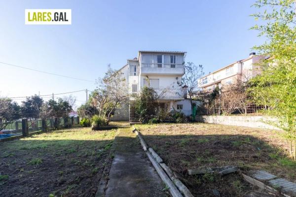 Terreno en avenida de Cangas