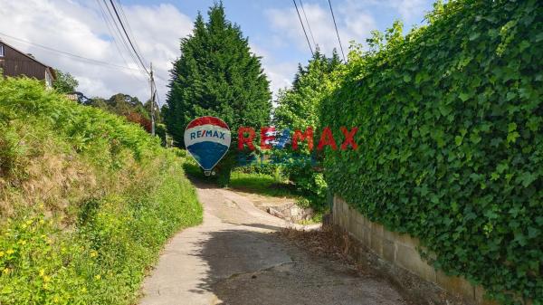 Terreno en lugar a Portela