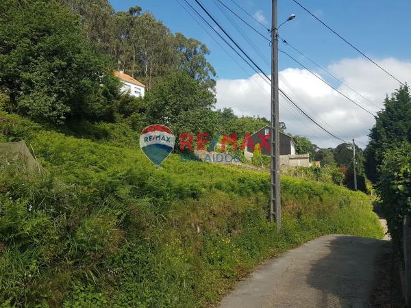 Terreno en lugar a Portela