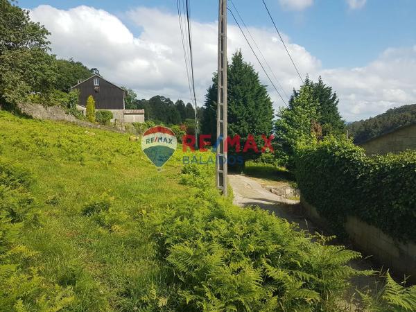 Terreno en lugar a Portela