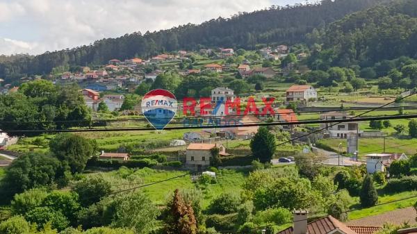 Terreno en lugar a Portela