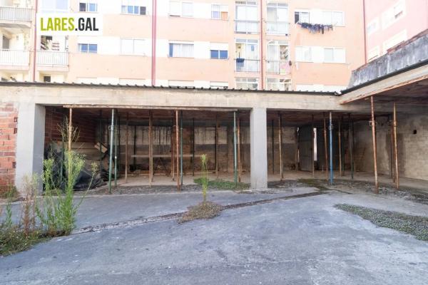 Terreno en calle de Seixo