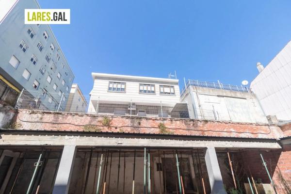 Terreno en calle de Seixo