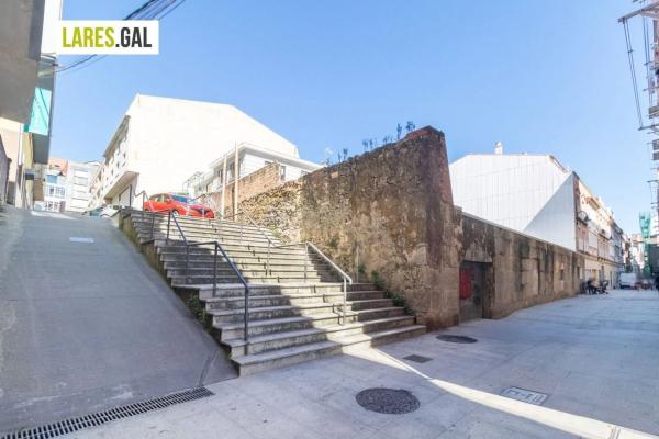 Terreno en calle de Seixo