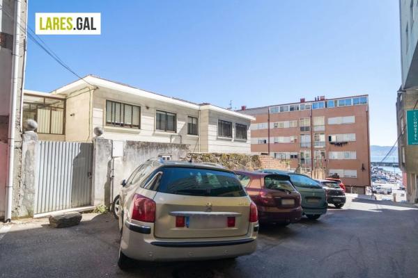 Terreno en calle de Seixo