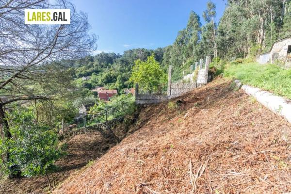 Terreno en calle Chamiceira