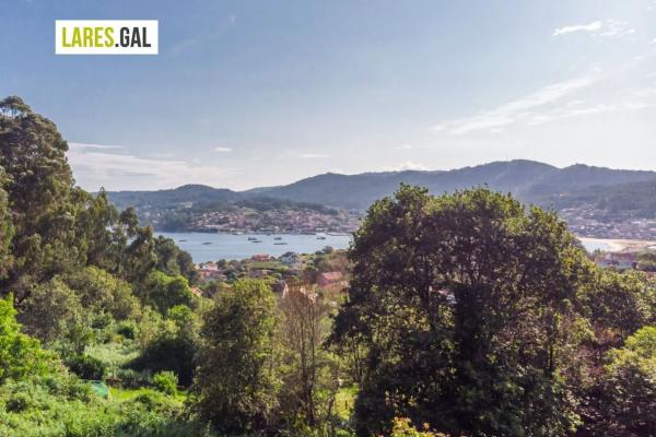 Terreno en calle Chamiceira