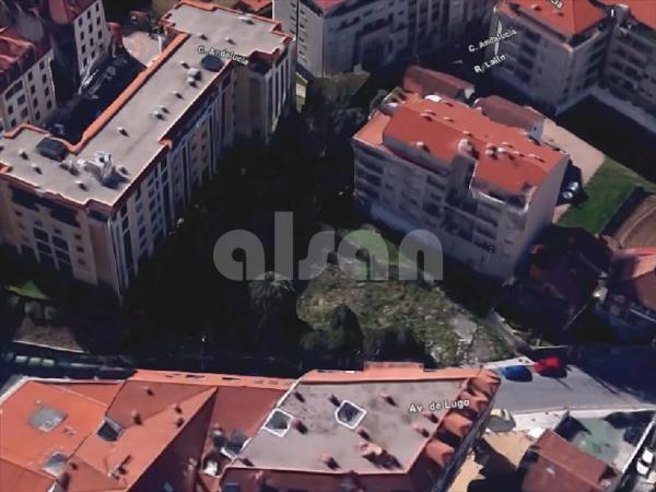 Terreno en avenida de Lugo, 10