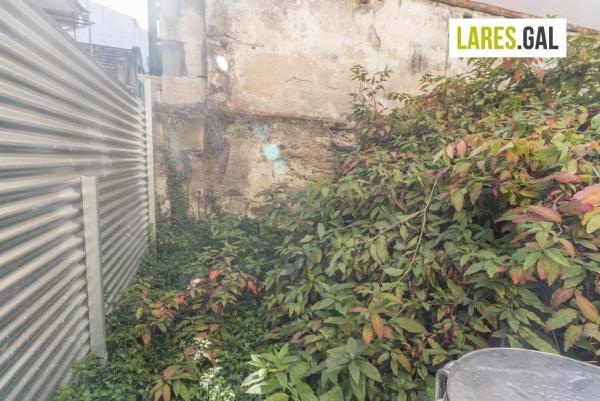 Terreno en calle Nova