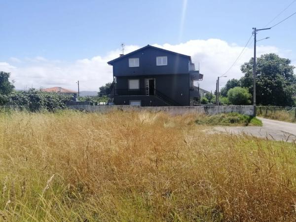 Terreno en calle dos Castiñeiros, 50