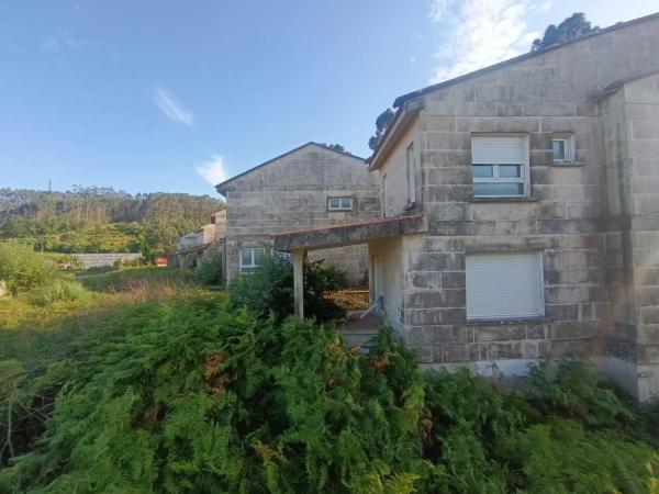 Terreno en Lugar Revel s/n