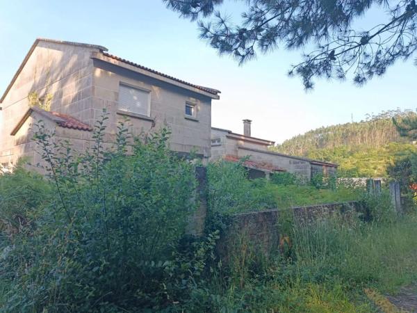 Terreno en Lugar Revel s/n