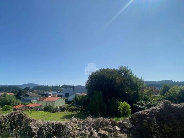 Terreno en calle Quinteiro de Perron