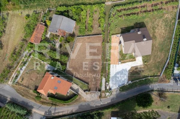 Terreno en Adina-Portonovo