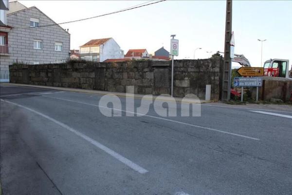 Terreno en paseo o Cantiño