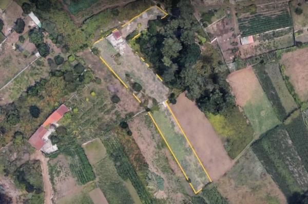 Terreno en calle Estonllo, km 7