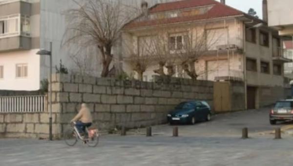 Terreno en avenida Rosalía de Castro