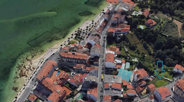 Terreno en calle Bouzas, 25