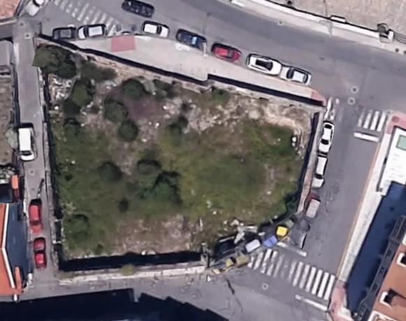 Terreno en paseo o Cantiño, 1