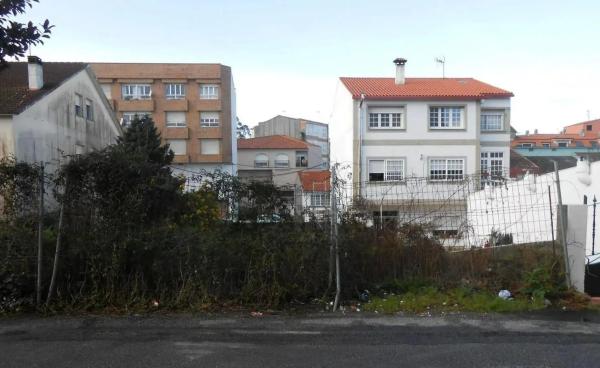 Terreno en calle Luis A. Mestre, 63 ---51