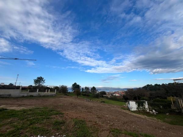 Terreno en calle Feal