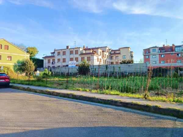 Terreno en calle Curros Enríquez, 31