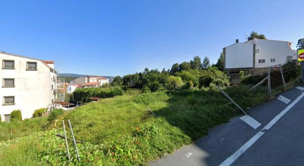 Terreno en calle Bouzas