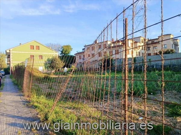 Terreno en calle Curros Enríquez, 27