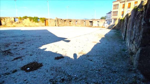 Terreno en paseo o Cantiño