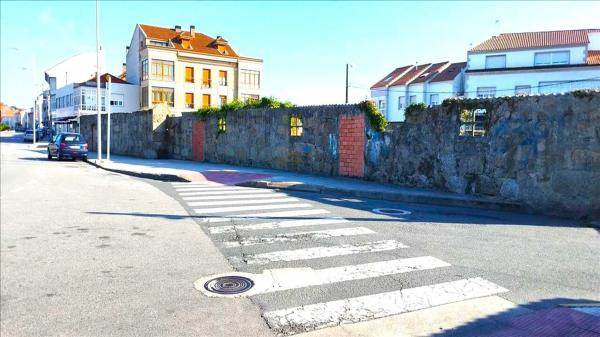 Terreno en paseo o Cantiño