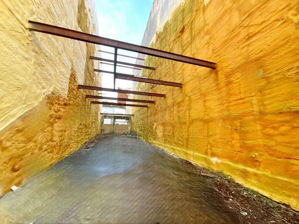 Terreno en calle Aduana