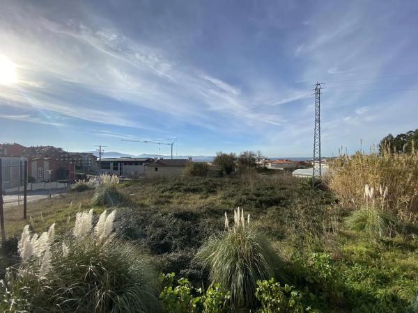 Terreno en calle Miraflores